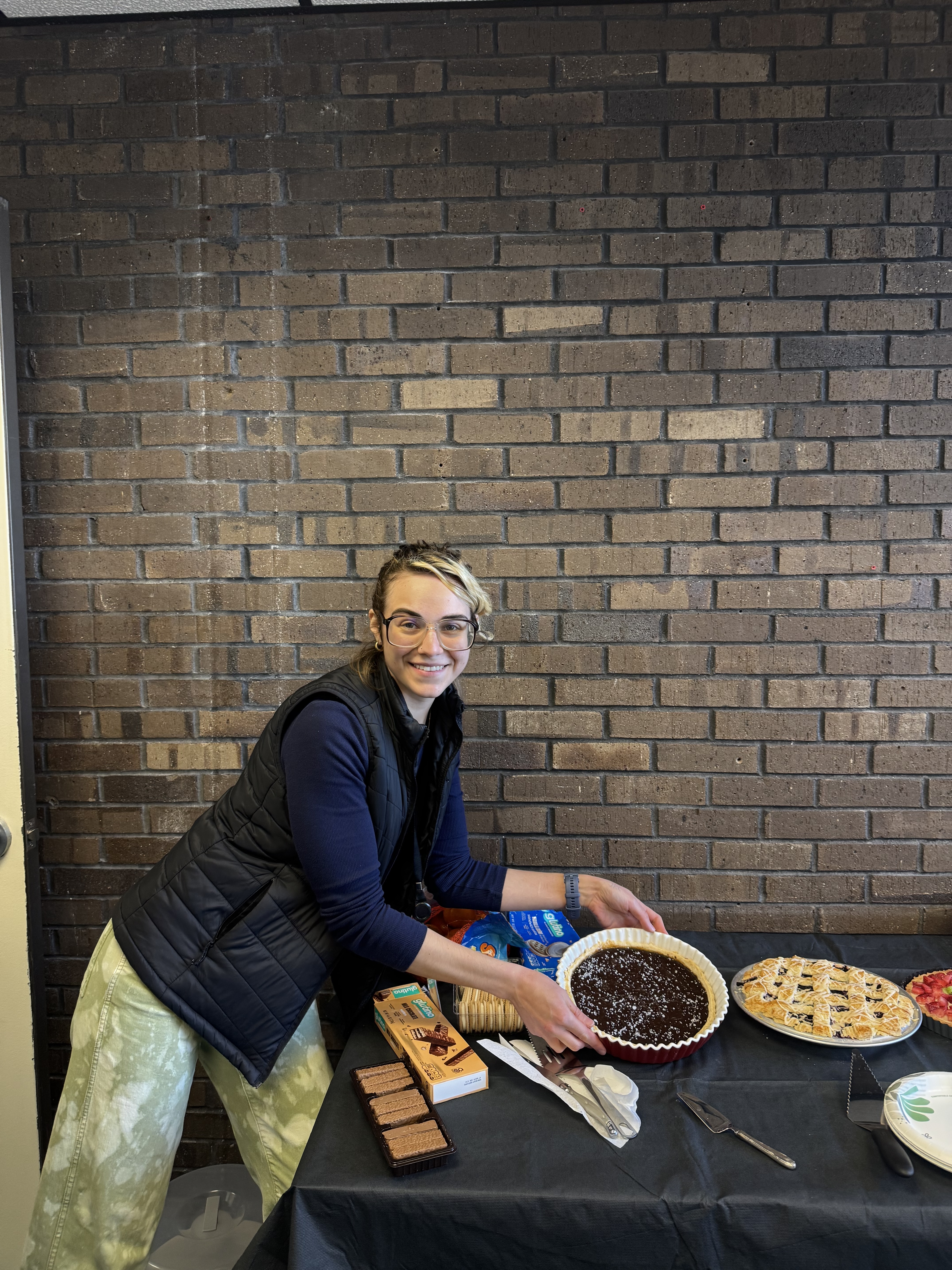 Melanie Cragan with salty pluff mud pie