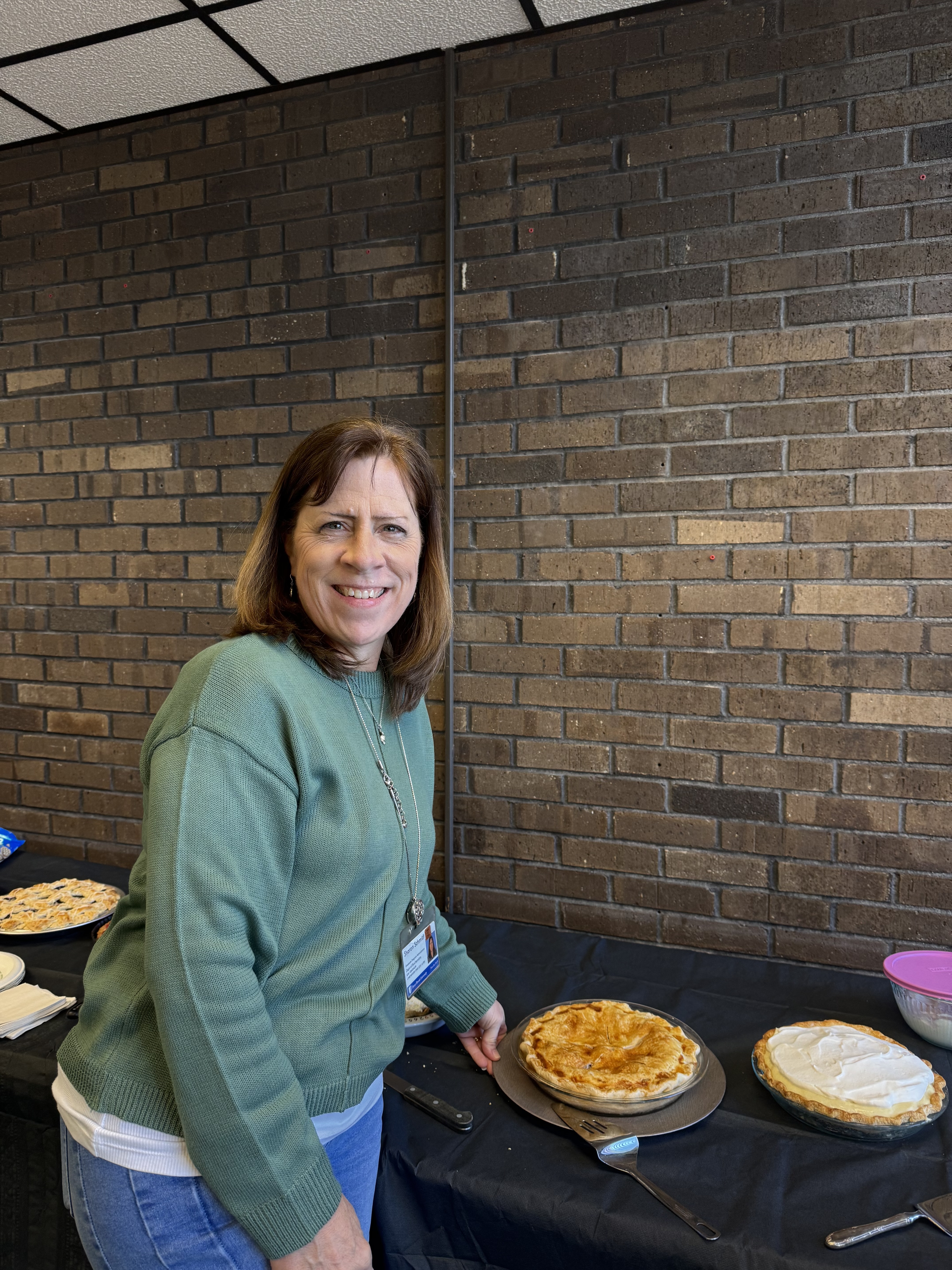 Sharon Schmidt with Apple Pie