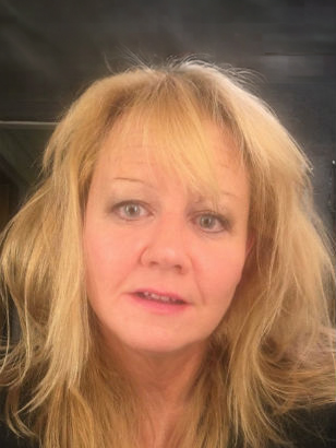 Lori Pack portrait