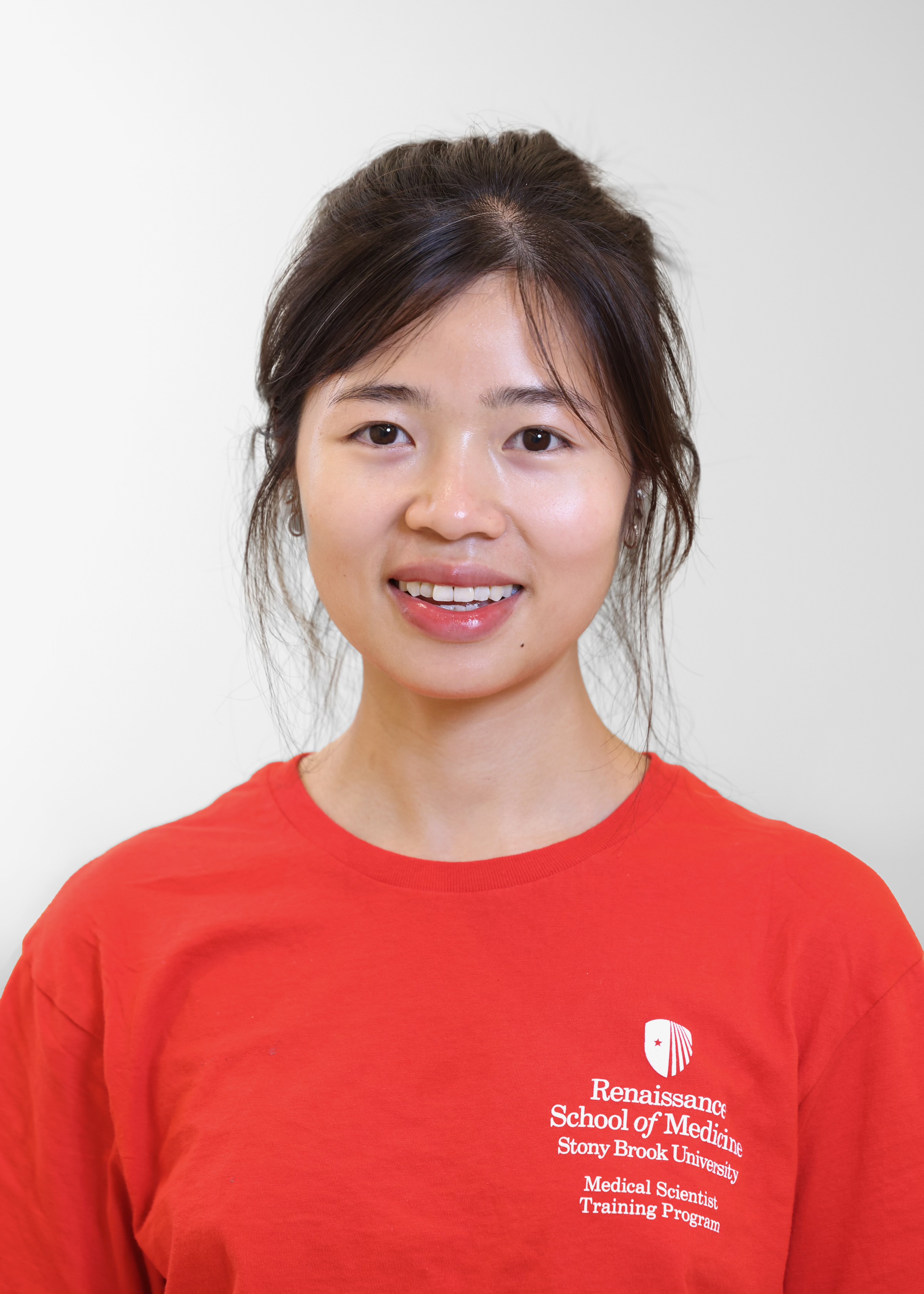 Ming Suet "Isabelle" Kwan portrait