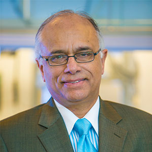 Headshot of Devinder Mahajan