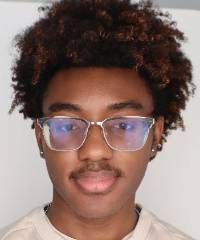 Nyan Vassel portrait