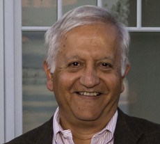 Headshot of Vijay Alreja