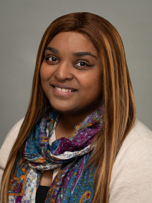 Headshot of Yanika Reid