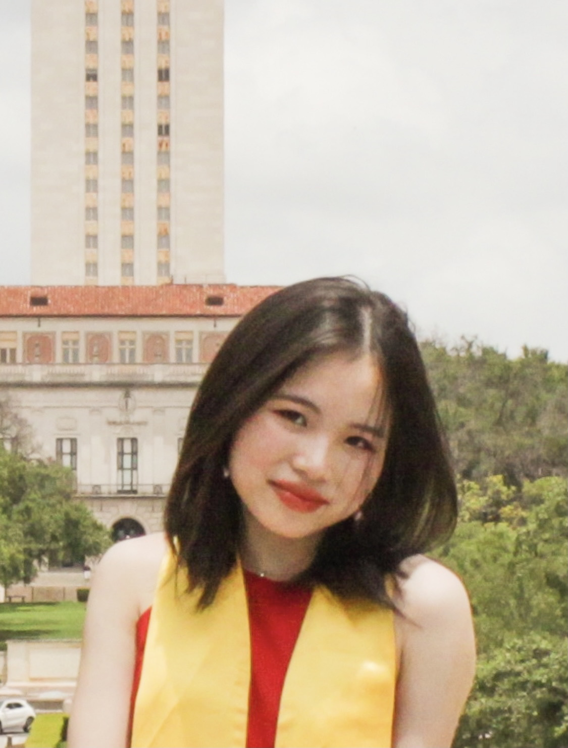 Khue Hoai Tran portrait