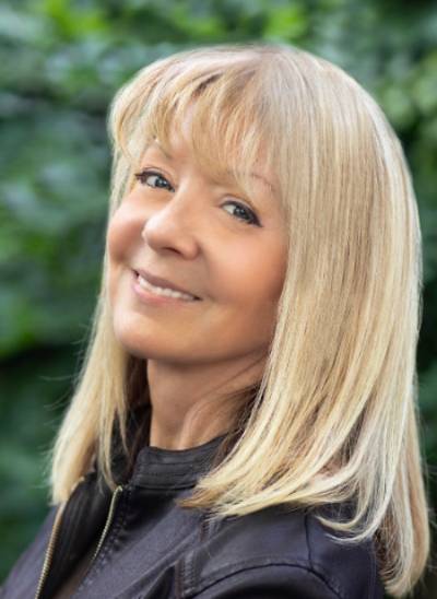 Janet Ward portrait