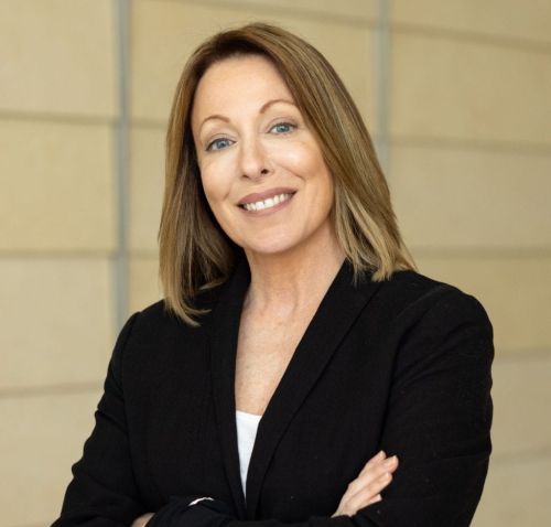 Candice Alfano portrait