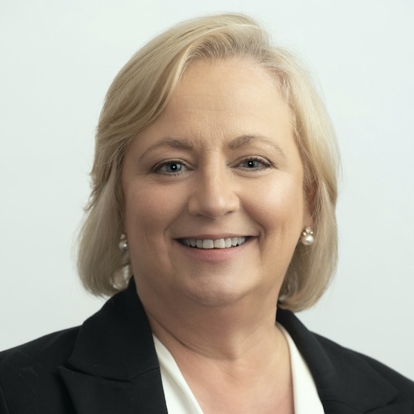 Lori Lyons portrait