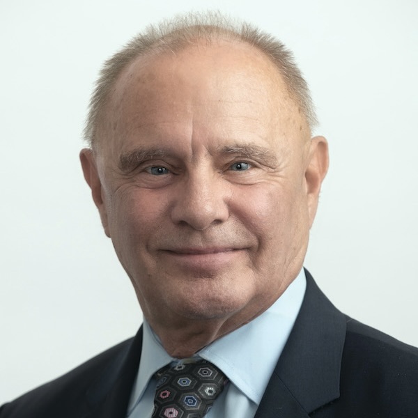 Robert Scheidet portrait