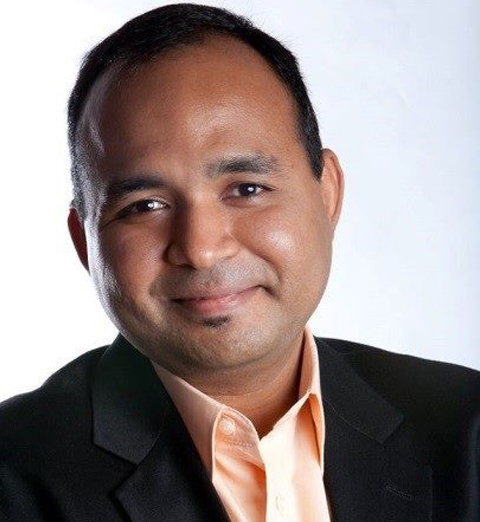 Guru Madhavan’02 portrait