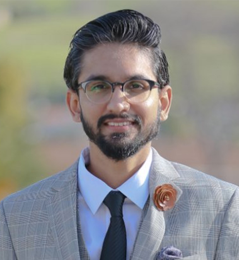 Kapil Kanugo’07 portrait