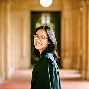 Evelyn Li headshot