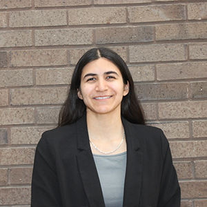 Kavya Menke Headshot