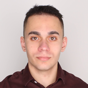 Spiros Manolas Headshot