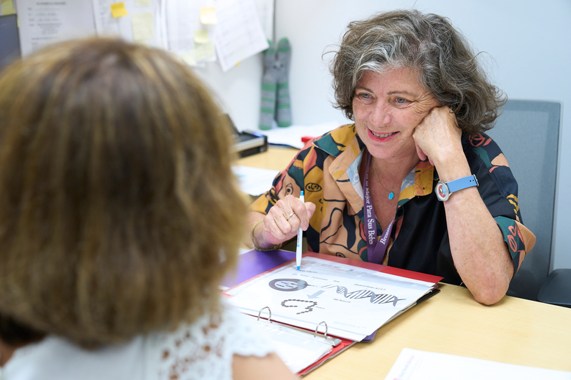 An employee in an individual consultation