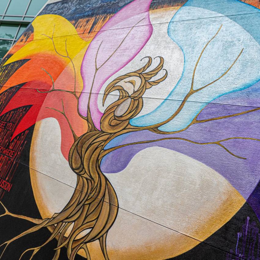 Stony Brook University: Artist Xiaohui 'Katie' Wang’s mural "Spread Your Wings" that was painted on the side of West Side Dining.
