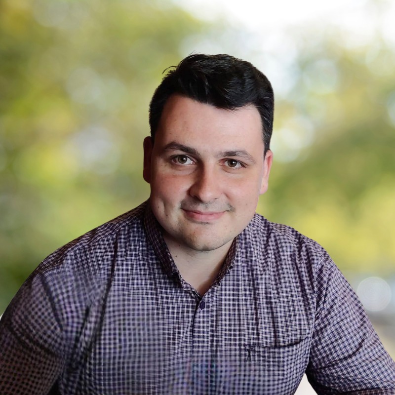 Aaron Sloutski, PhD portrait