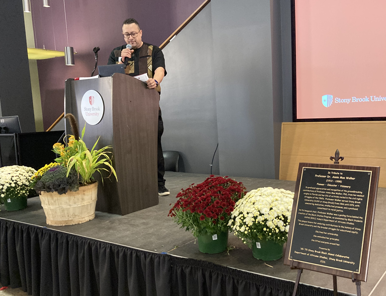 Dr. Miletsky speaks at multicultural brunch and accepts plaque that honors Dr. Annie Mae Walker Dr. Miletsky speaks at multicultural bruch