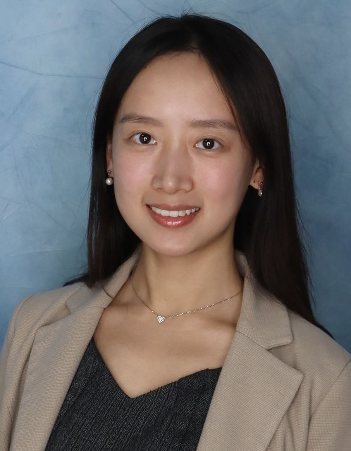 Headshot of Lanxin Jiang