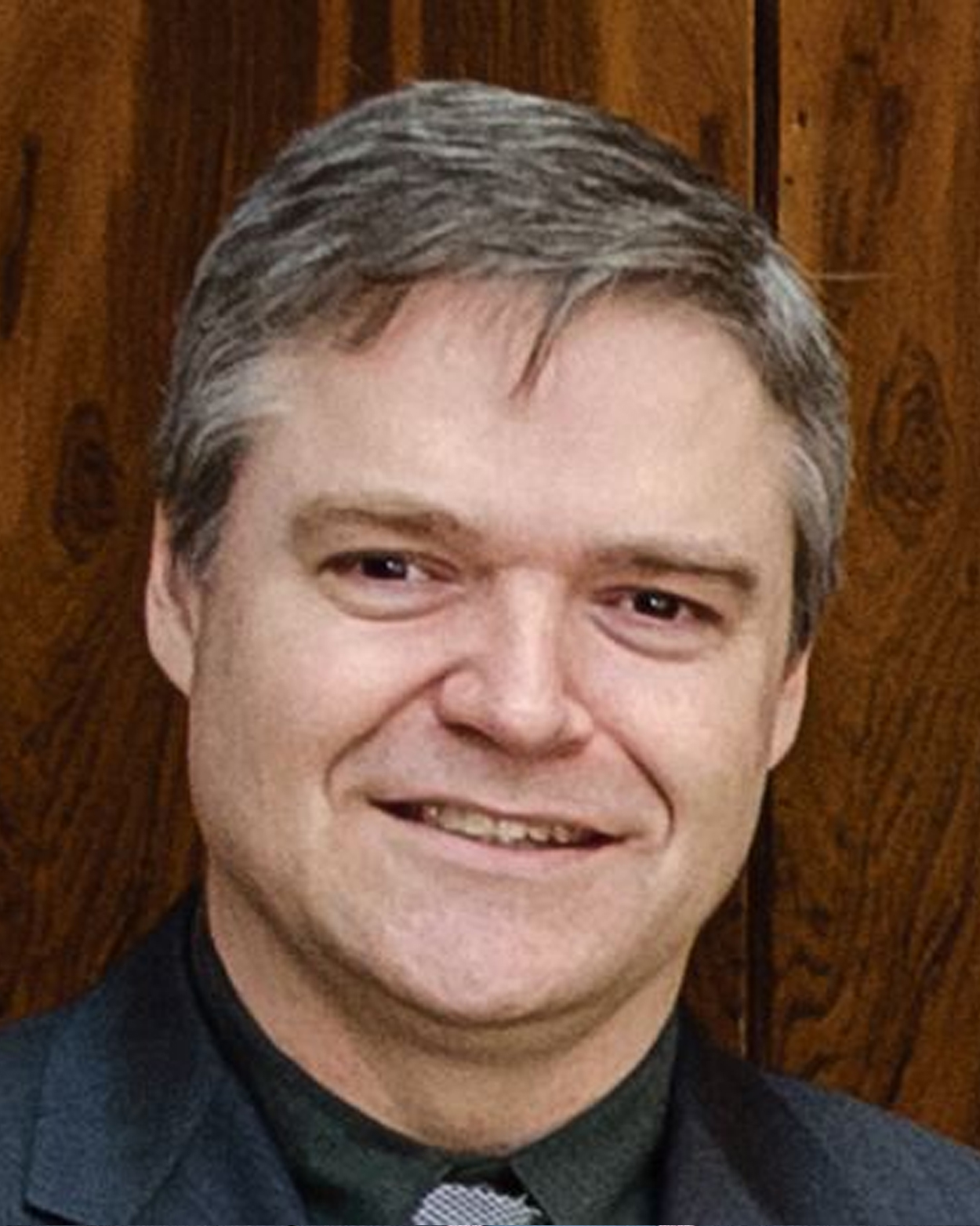Luis Lamb Headshot