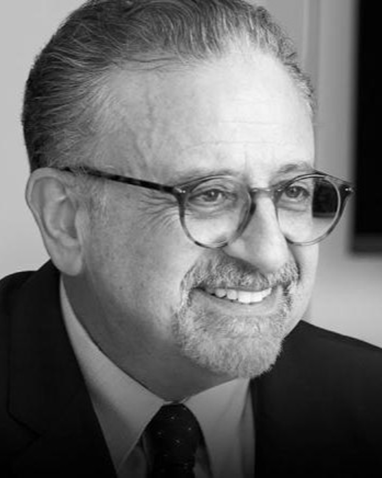 Tom Diamante Headshot