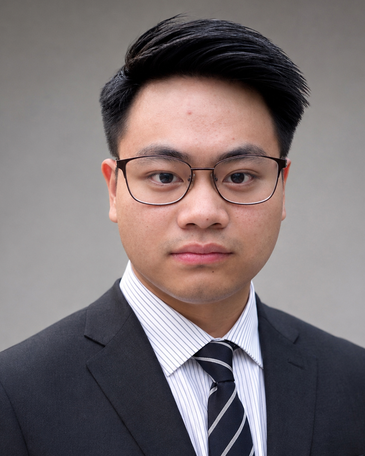 Danny Tran Headshot