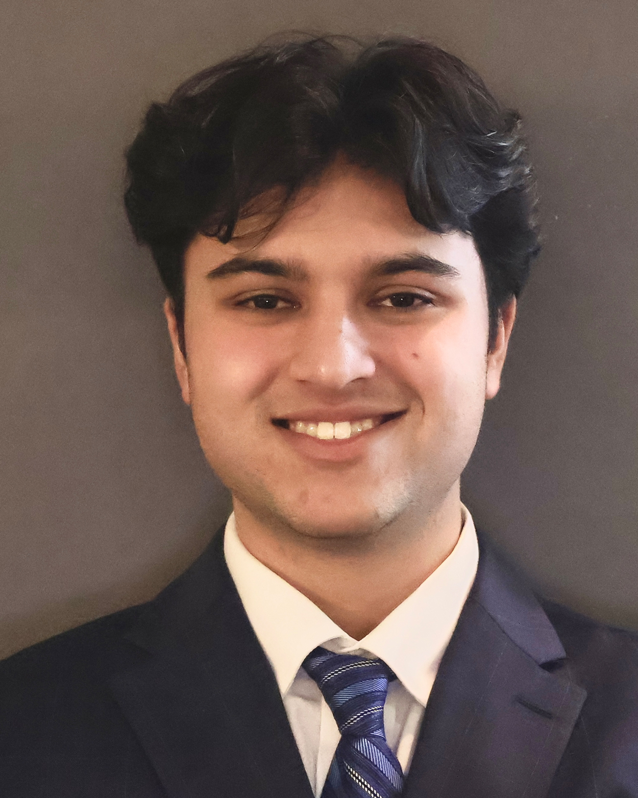Deven Goyal Headshot