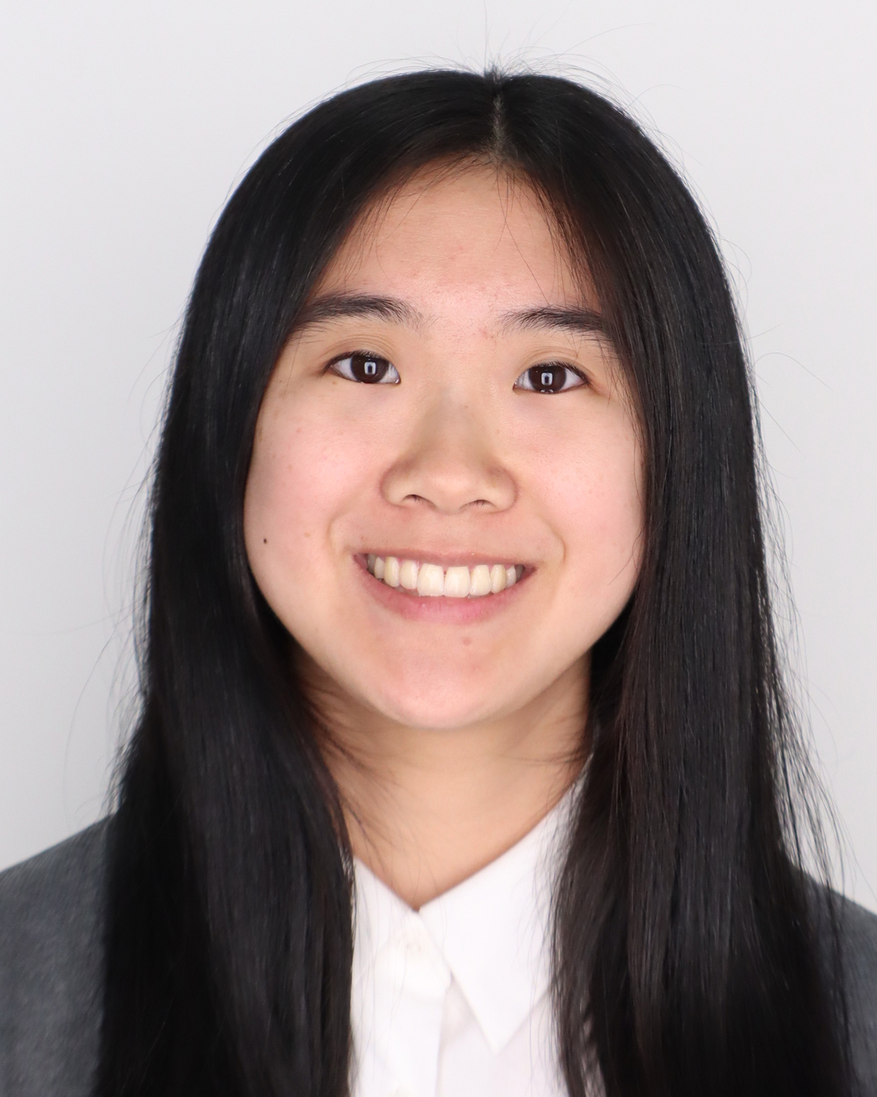 Emily Chen Headshot