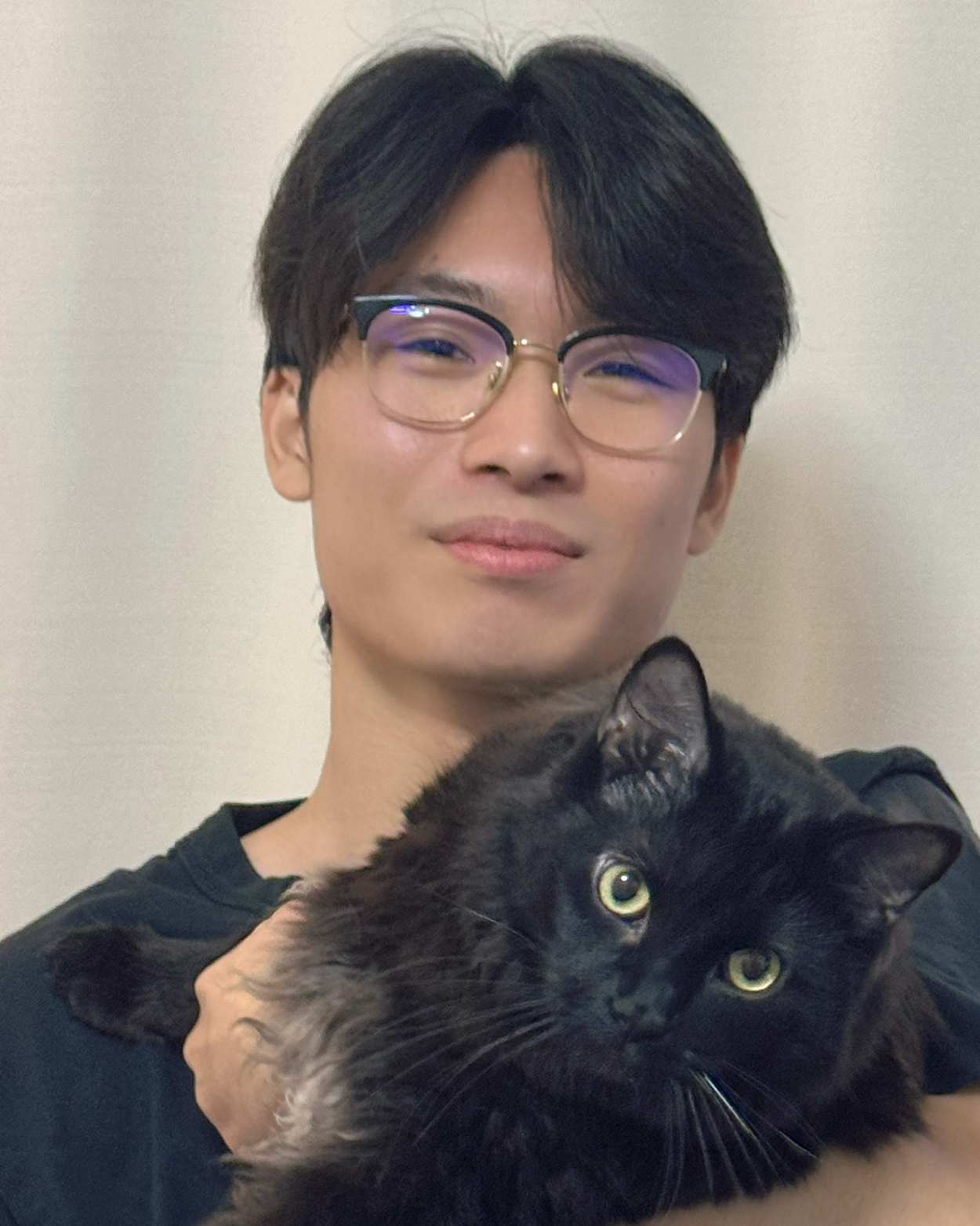Qi Bin Chen Headshot