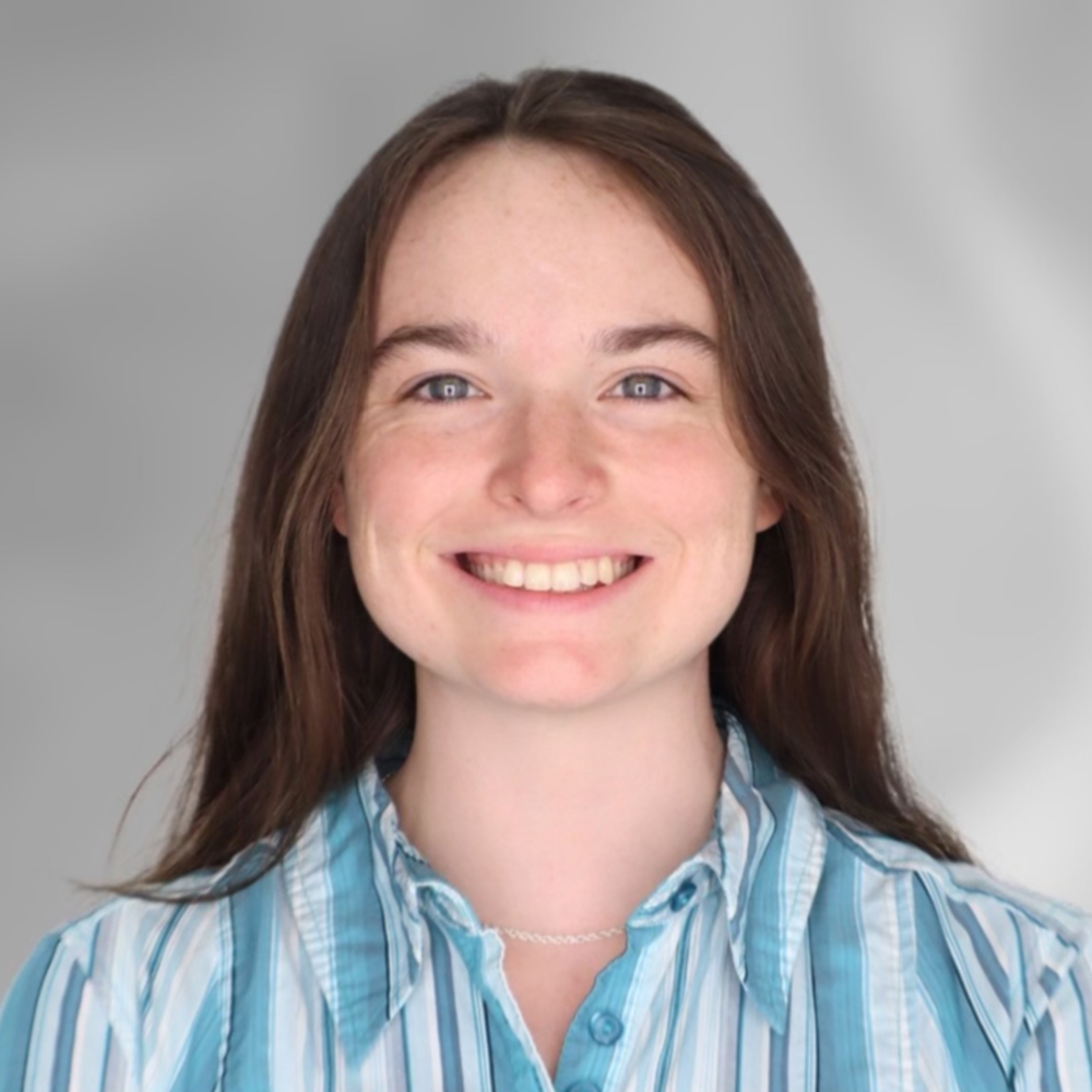 Headshot of Cassandra Edwards