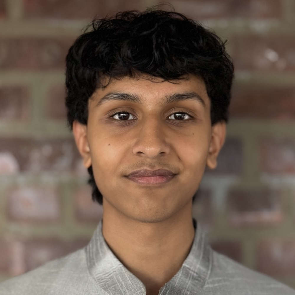Headshot of Dahik Chowdhury