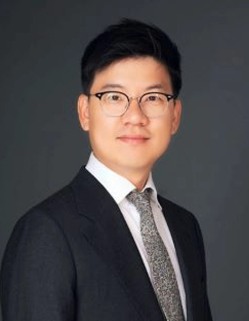 Jungsoo Ahn Headshot