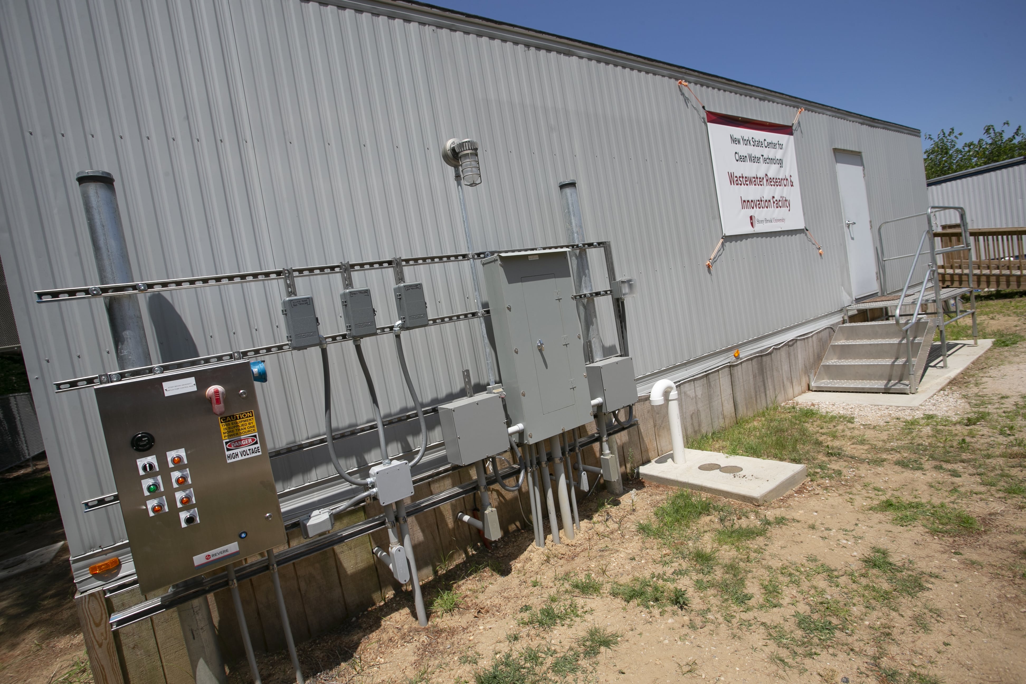 External Research Facility Trailer