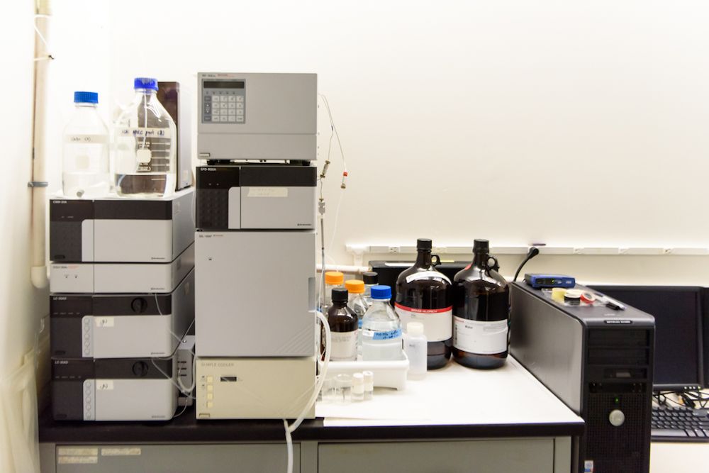 Research equipment - HPLC System