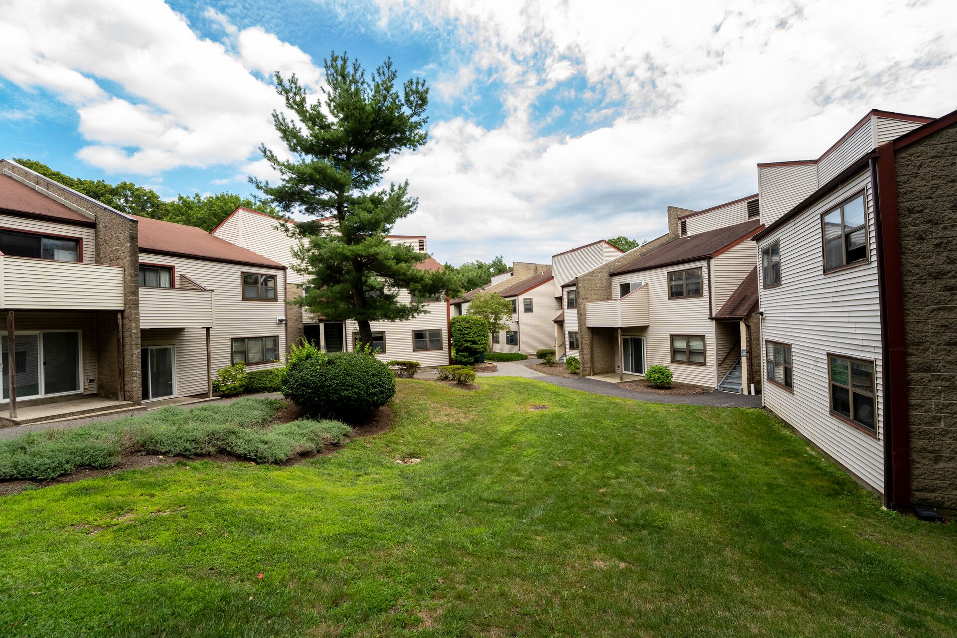 Chapin Apartments