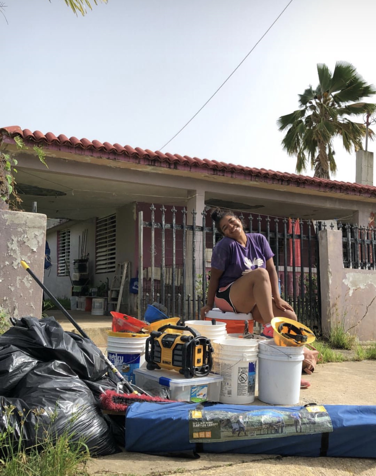 Yamela Cando Volunteering in Puerto Rico