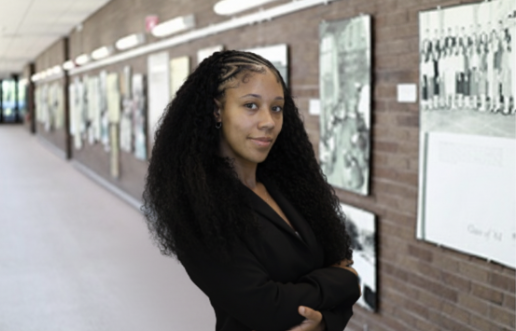 Izabella Stakley Headshot