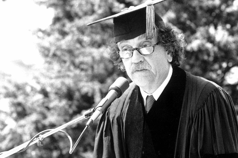 Author Kurt Vonnegut giving the commencement address at Southampton College.