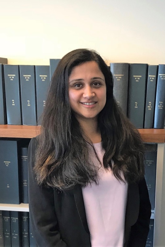 Headshot of Vaishali Damle