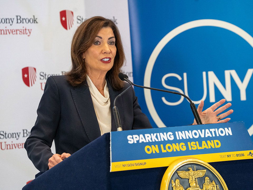 quantum hub kathy hochul