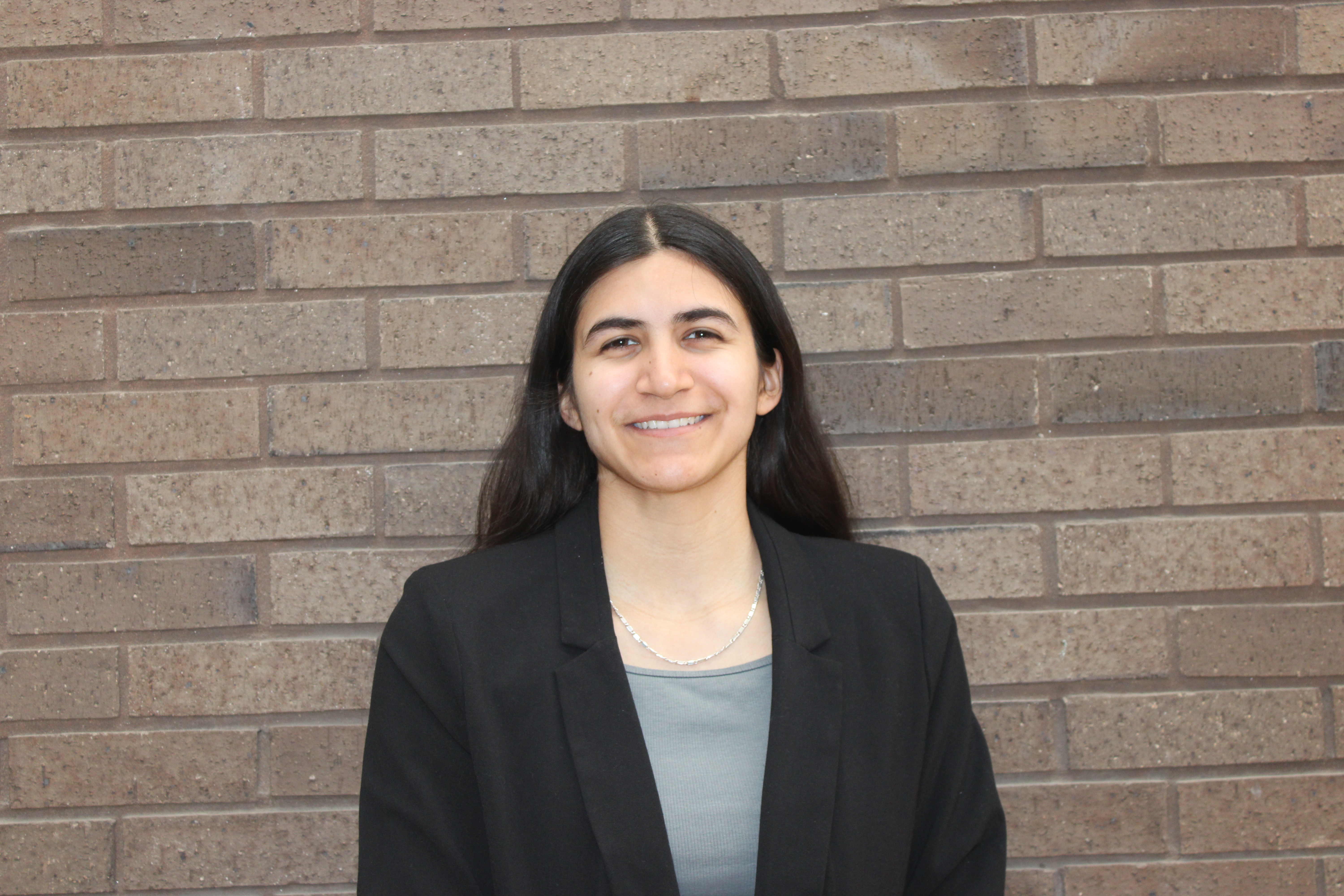 Kavya Menke Headshot