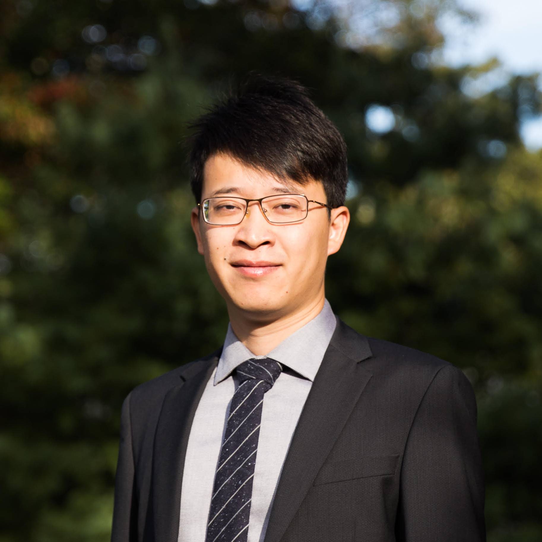 Jianqiu Guo