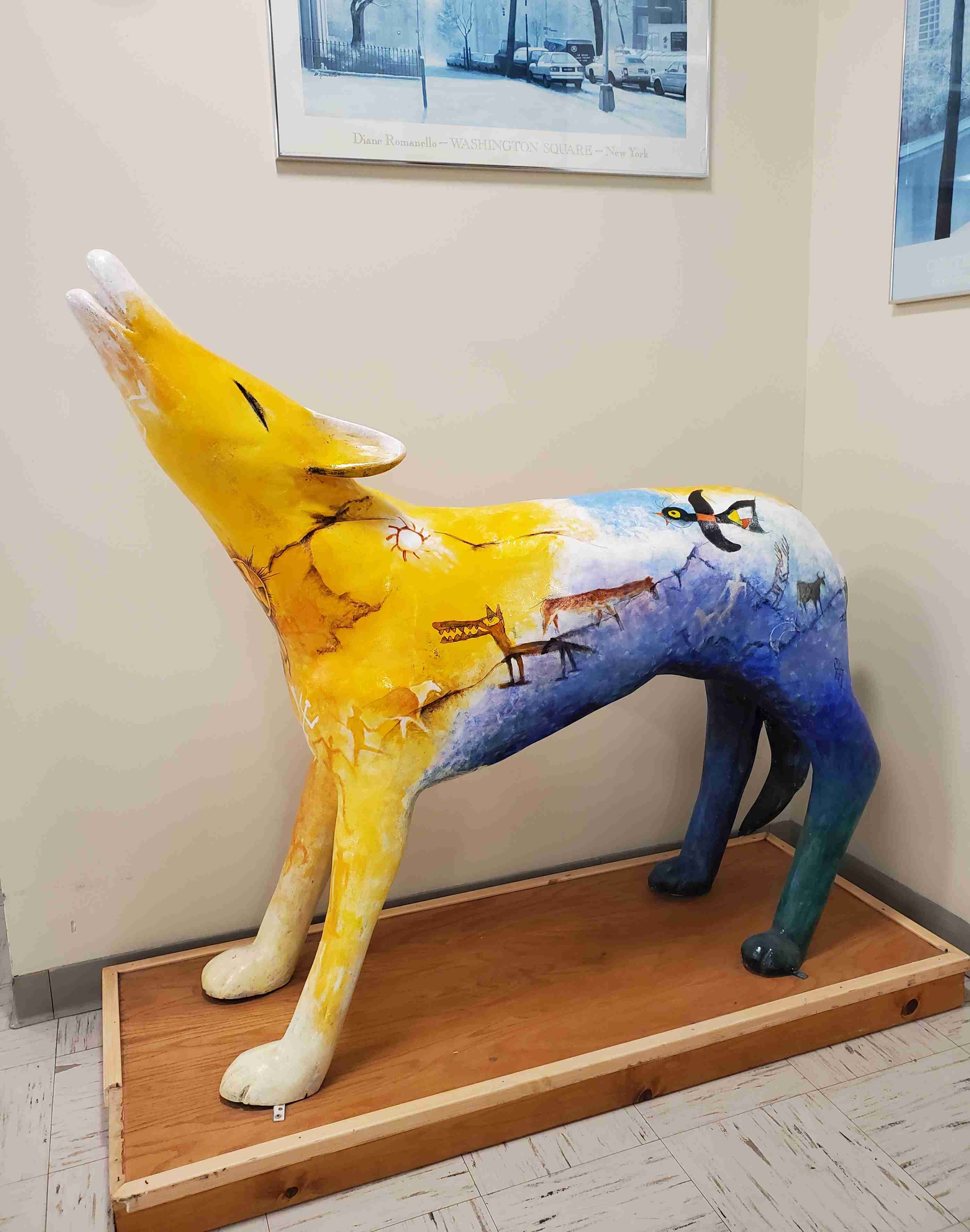 Sculpture of a wolfie