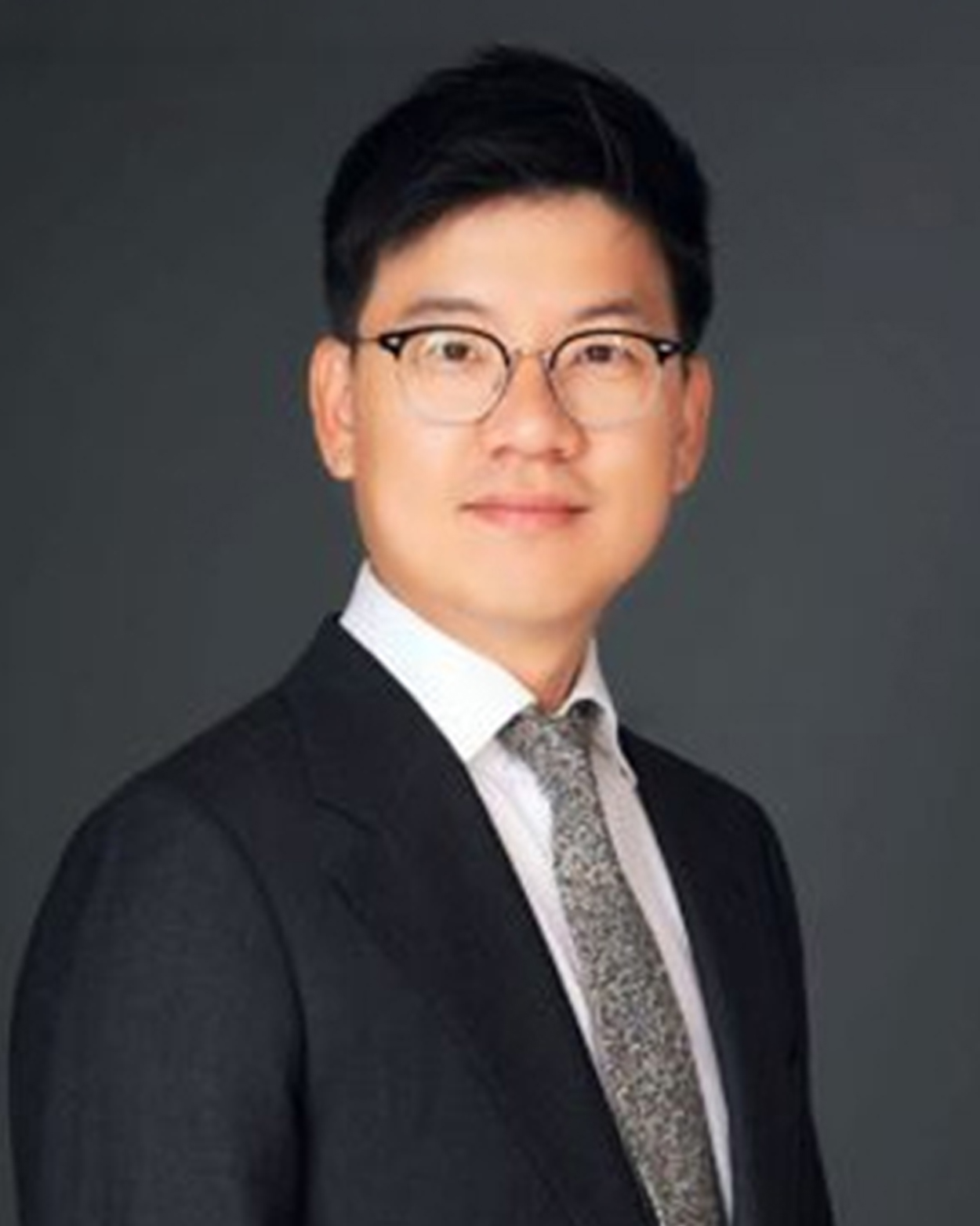 Jungsoo Ahn Headshot