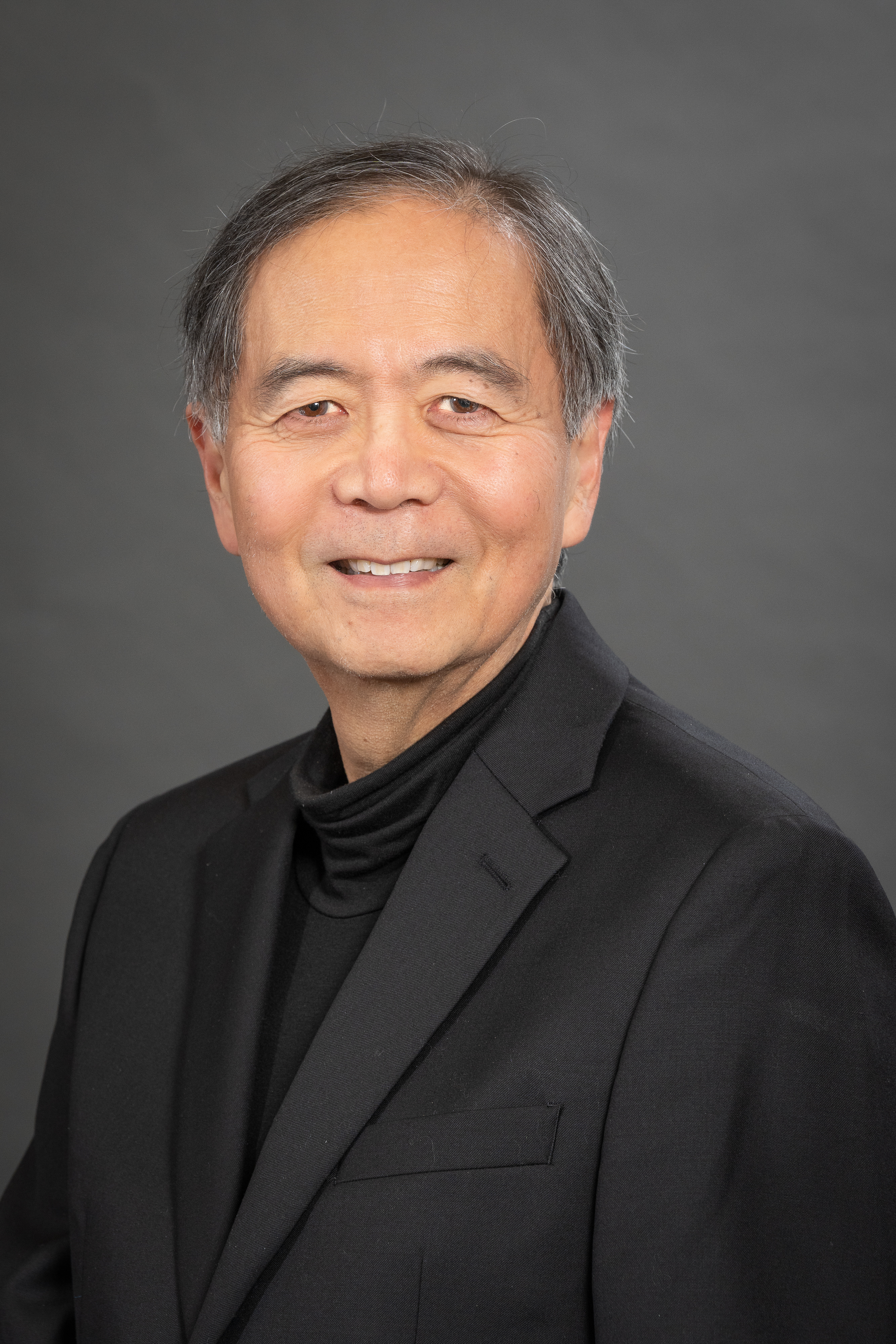 Kenneth Takeuchi headshot