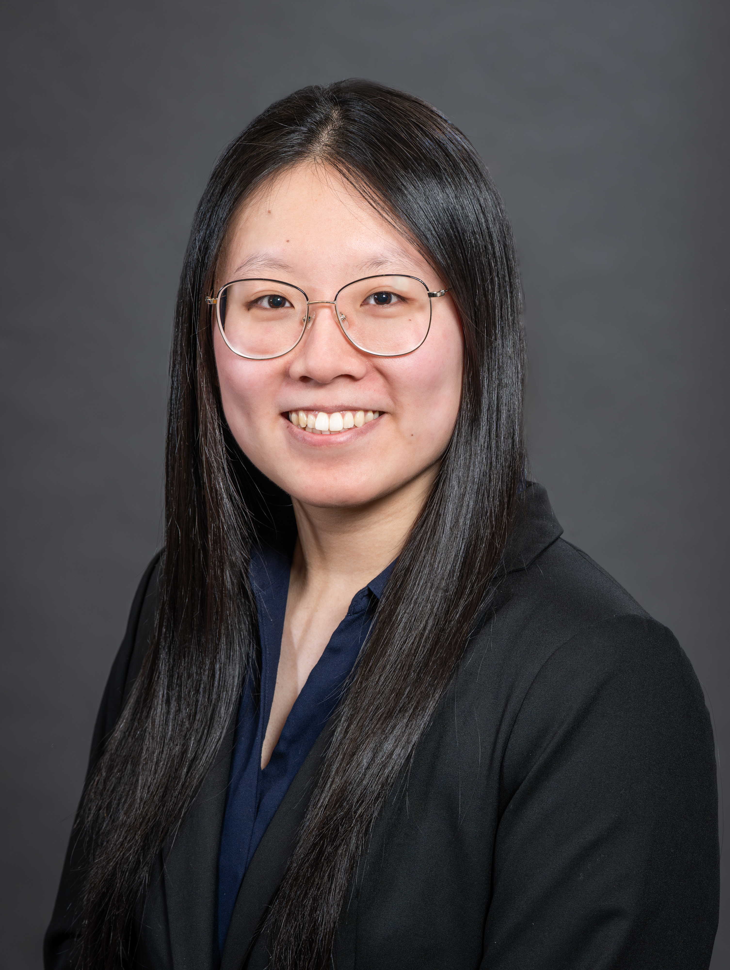 Cynthia Huang headshot
