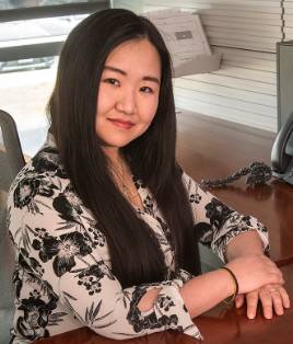 Lei Wang Headshot
