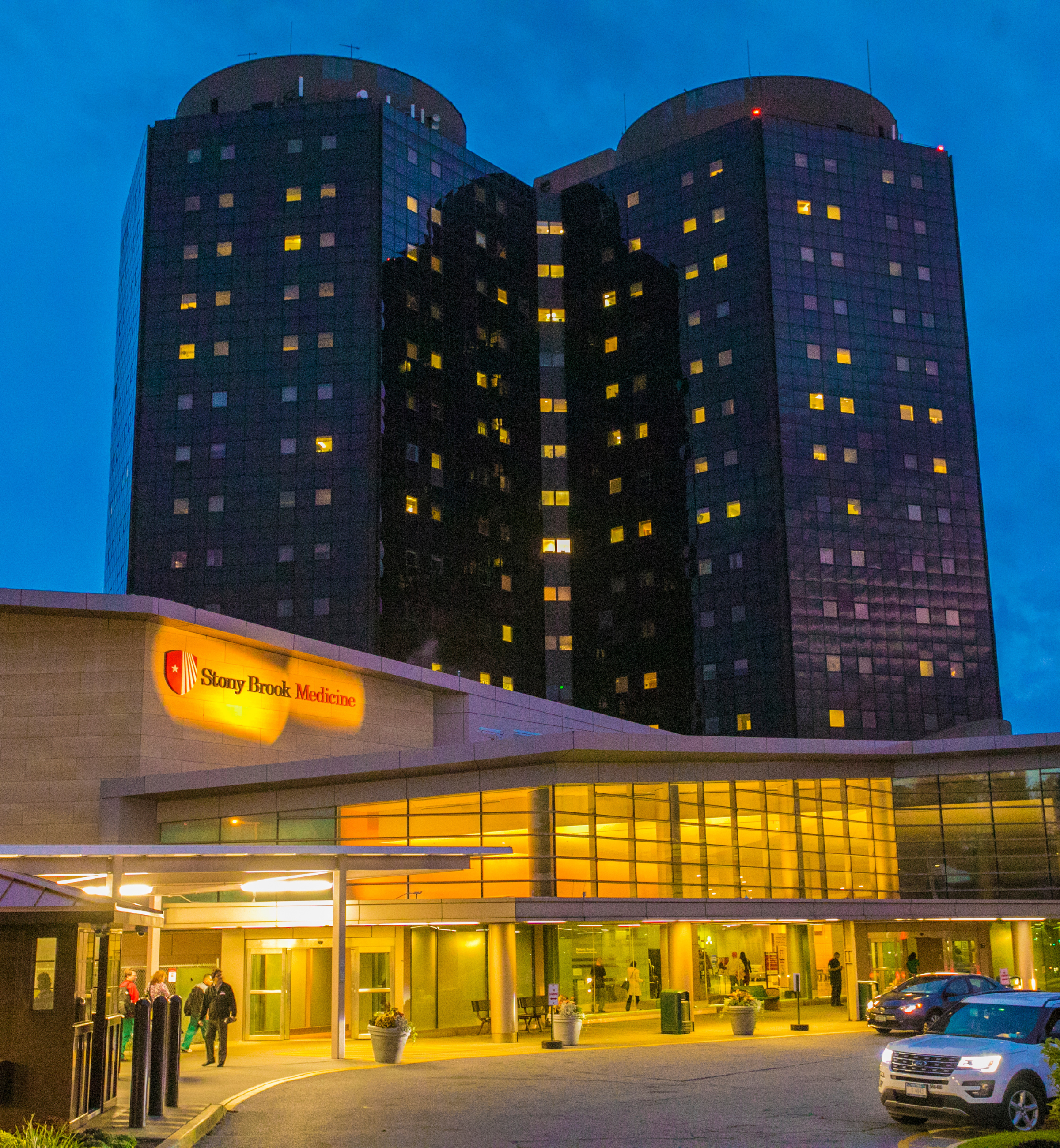 Photo of Stony Brook Hospital