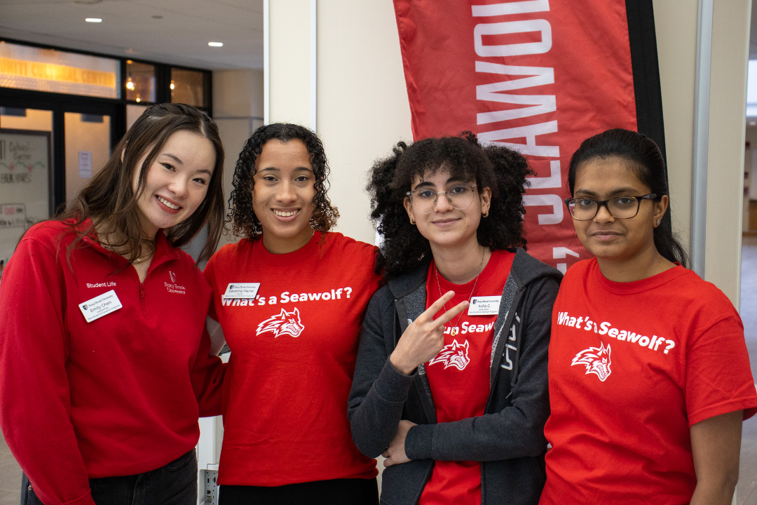 group-of-volunteers
