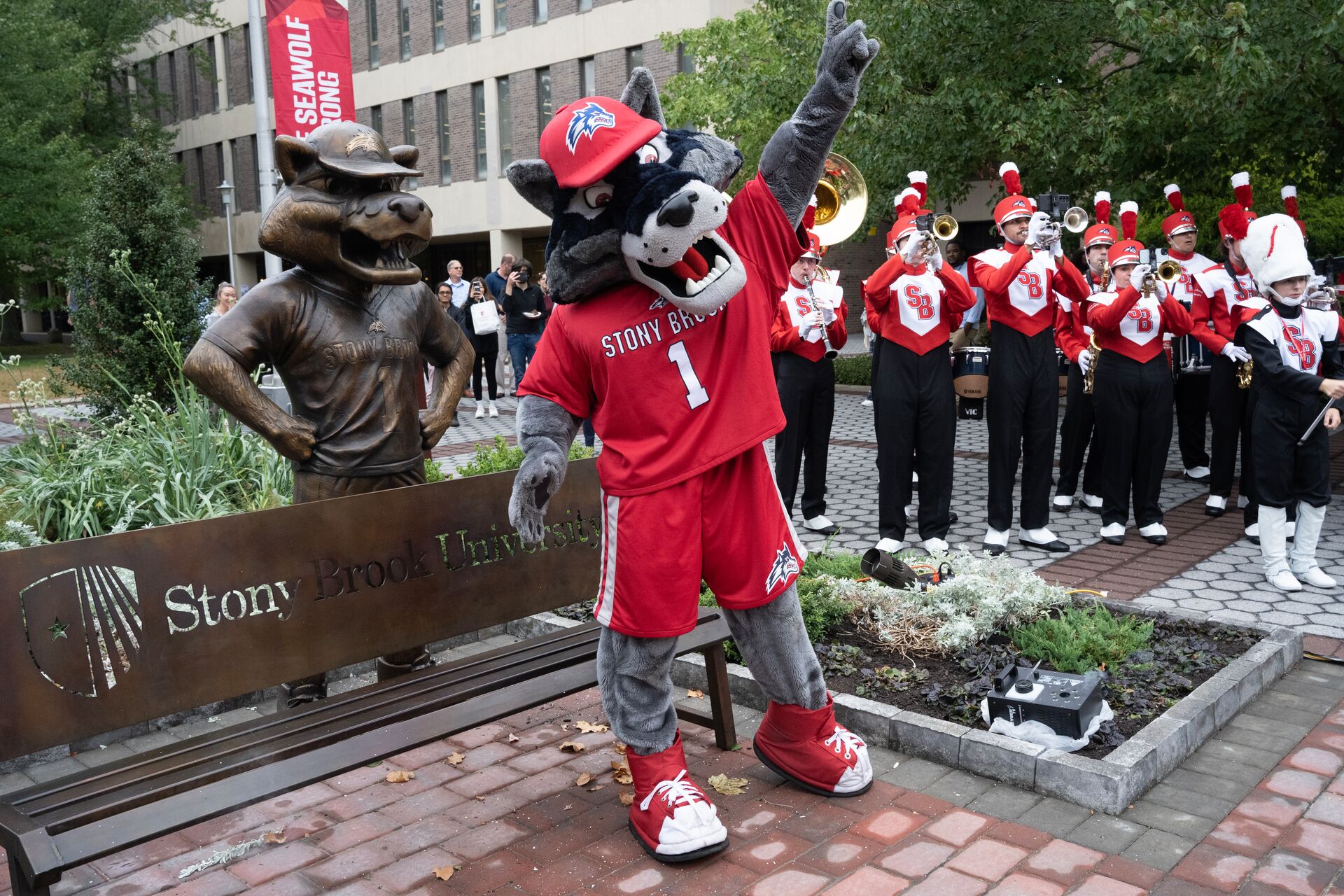wolfie statue unveiling